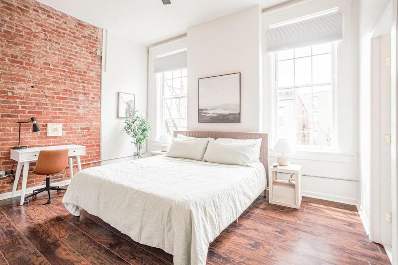 Holiday home Light And Airy, Spacious 2b 2bath Downtown View